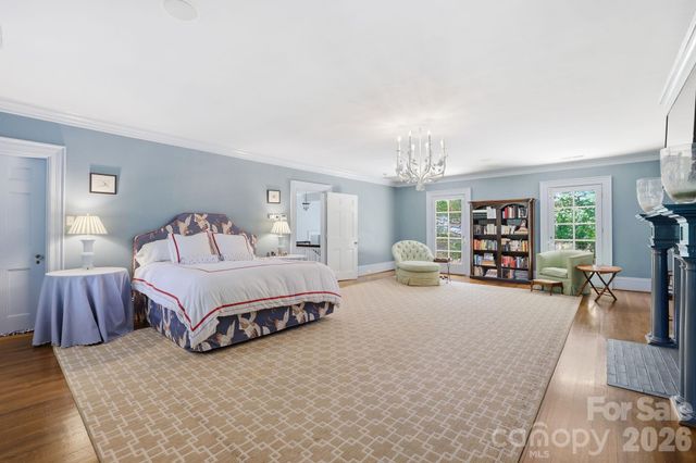 937 Granville Road, Charlotte, NC 28207