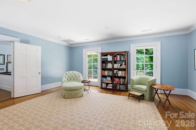 937 Granville Road, Charlotte, NC 28207
