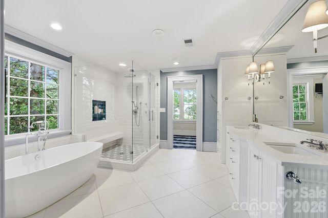 937 Granville Road, Charlotte, NC 28207