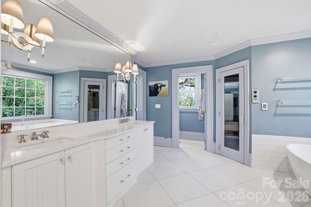 937 Granville Road, Charlotte, NC 28207