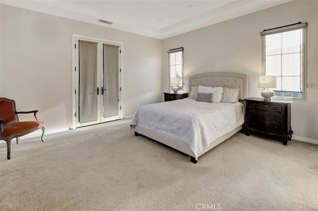 67 Hanging Garden, Irvine, CA 92620