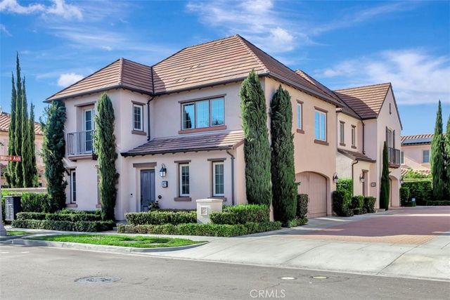 67 Hanging Garden, Irvine, CA 92620