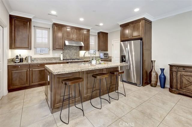 67 Hanging Garden, Irvine, CA 92620