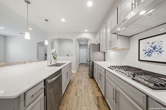 27613 LODGE POLE PNE, Boerne, TX 78015