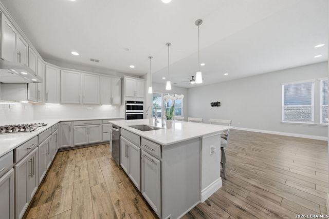 27613 LODGE POLE PNE, Boerne, TX 78015