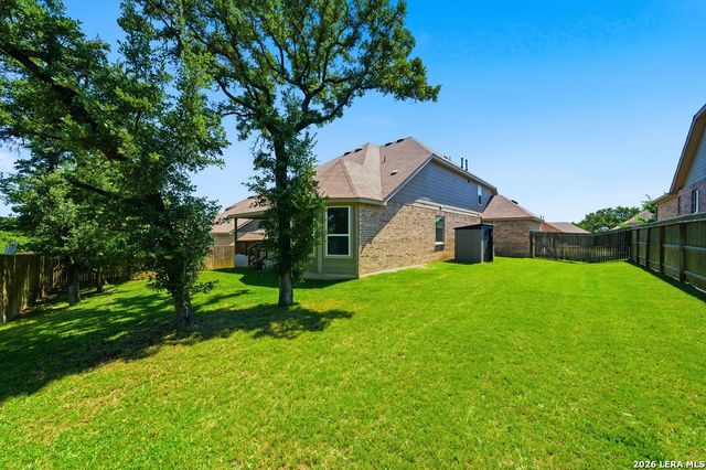 27613 LODGE POLE PNE, Boerne, TX 78015