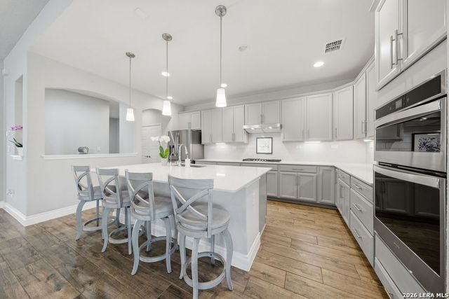 27613 LODGE POLE PNE, Boerne, TX 78015