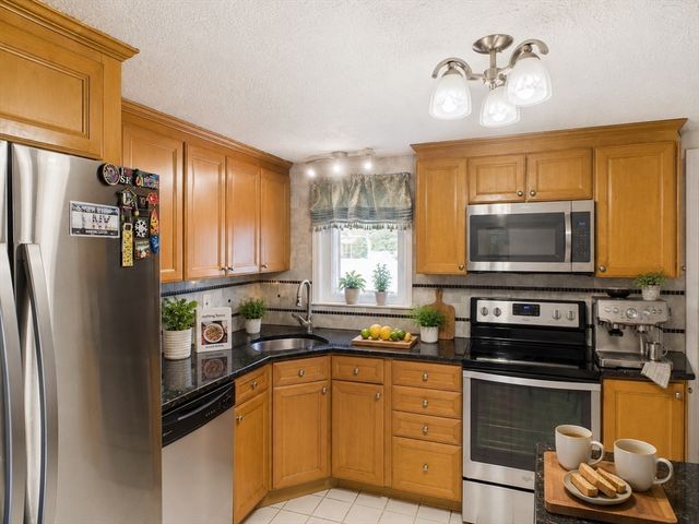 41 Essex Road, Sharon, MA 02067
