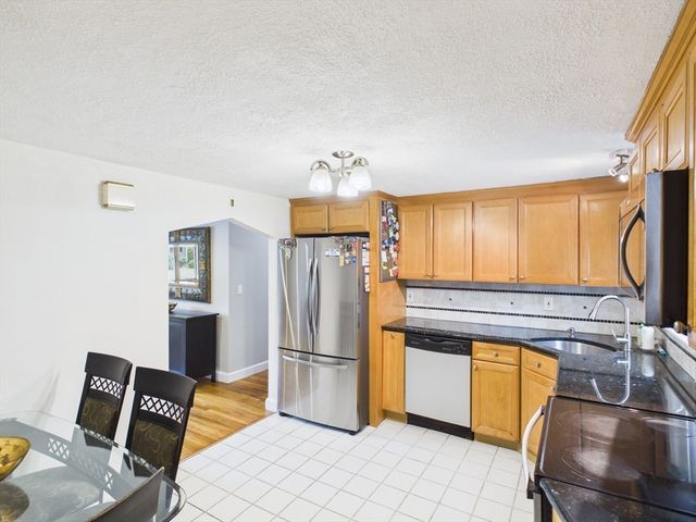 41 Essex Road, Sharon, MA 02067
