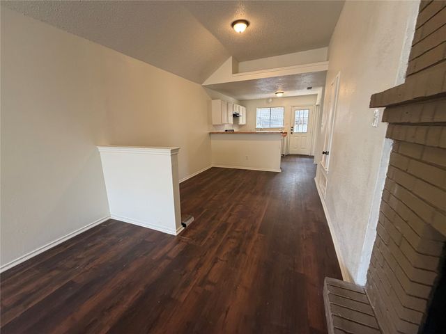719 Westover Drive, Lancaster, TX 75134