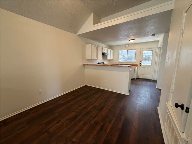 719 Westover Drive, Lancaster, TX 75134