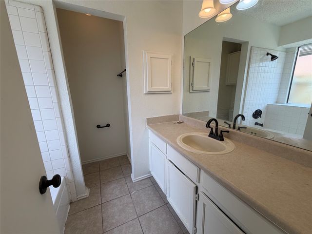 719 Westover Drive, Lancaster, TX 75134