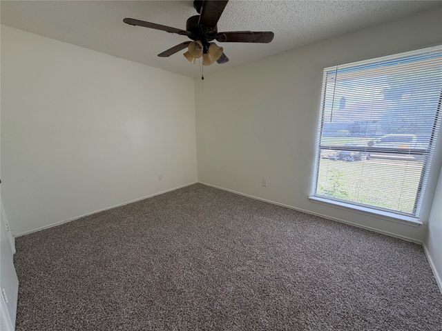 719 Westover Drive, Lancaster, TX 75134