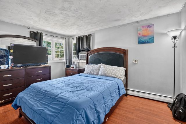 223 Elsie Rd, Brockton, MA 02302