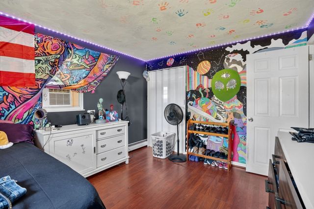 223 Elsie Rd, Brockton, MA 02302