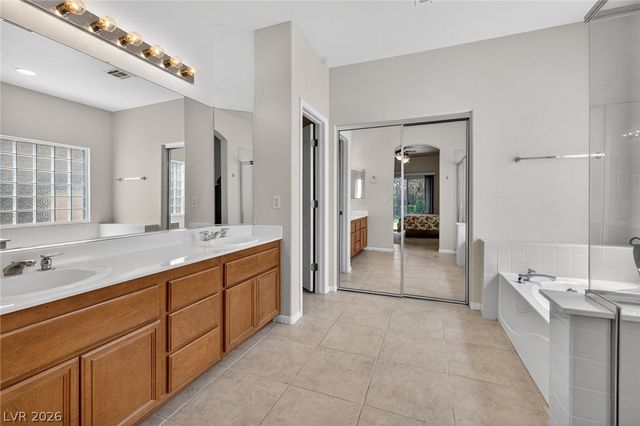 4467 Verdiccio Avenue, Las Vegas, NV 89141