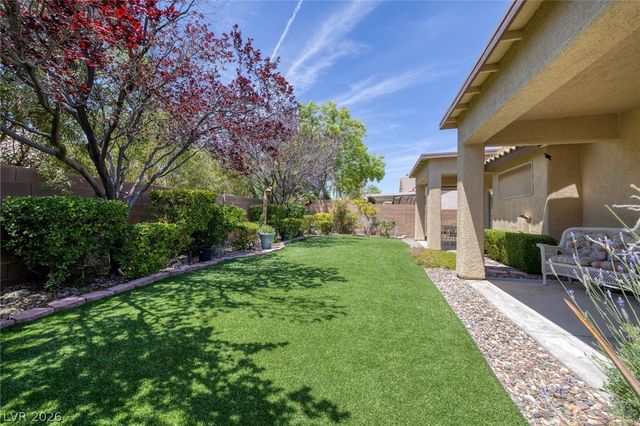 4467 Verdiccio Avenue, Las Vegas, NV 89141