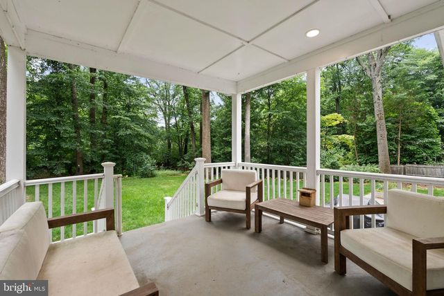 9221 WEANT DR, Great Falls, VA 22066