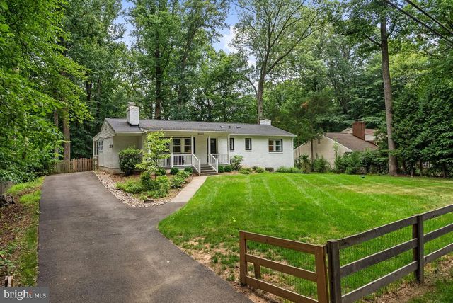 9221 WEANT DR, Great Falls, VA 22066