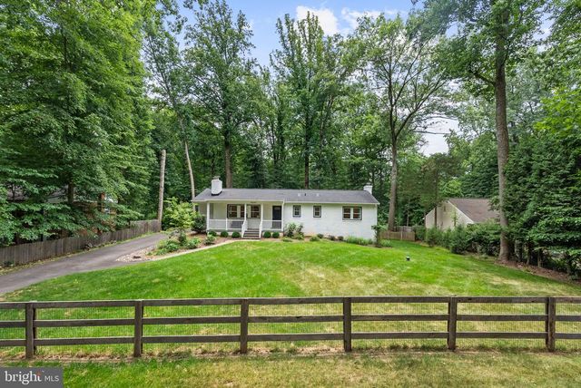 9221 WEANT DR, Great Falls, VA 22066