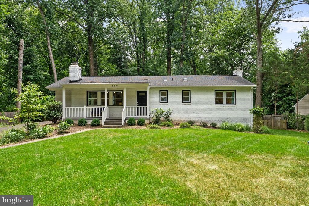 9221 WEANT DR, Great Falls, VA 22066