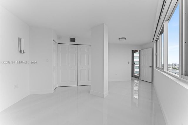 7135 Collins Avenue 1535, Miami Beach, FL 33141