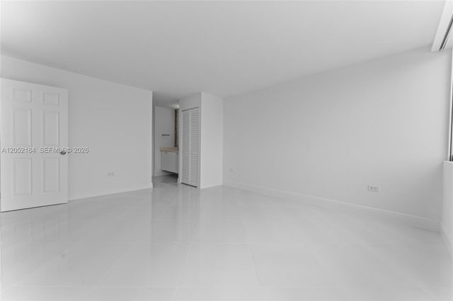 7135 Collins Avenue 1535, Miami Beach, FL 33141