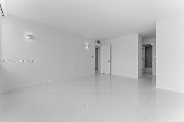 7135 Collins Avenue 1535, Miami Beach, FL 33141
