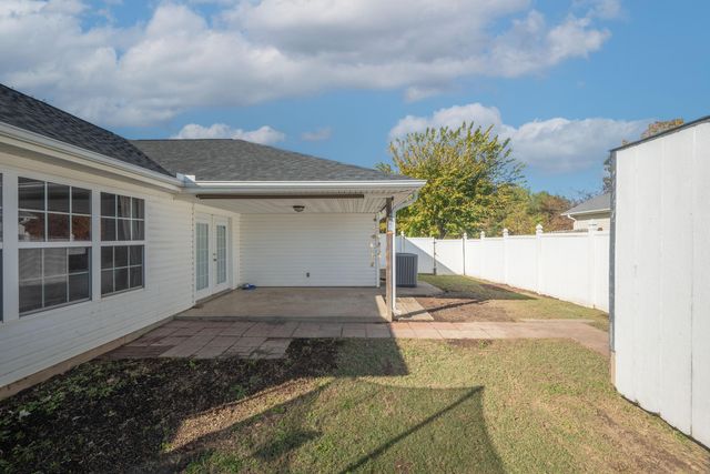 1936 Verdant Avenue, Neosho, MO 64850