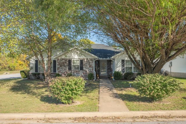 1936 Verdant Avenue, Neosho, MO 64850