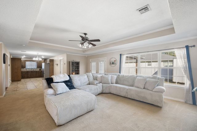 1936 Verdant Avenue, Neosho, MO 64850