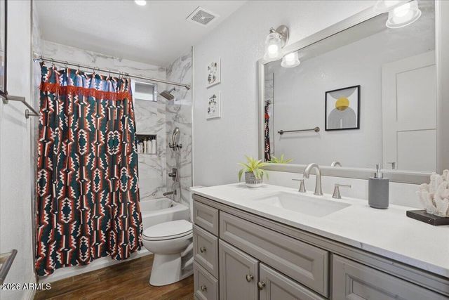 755 E PALOMINO Drive, Gilbert, AZ 85296