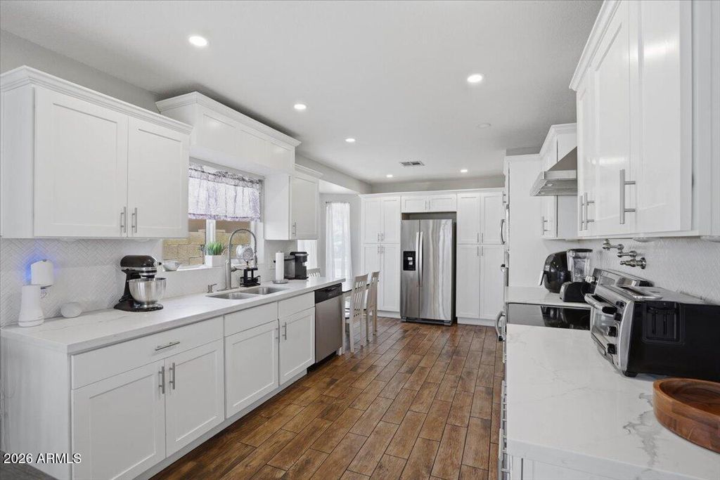 755 E PALOMINO Drive, Gilbert, AZ 85296