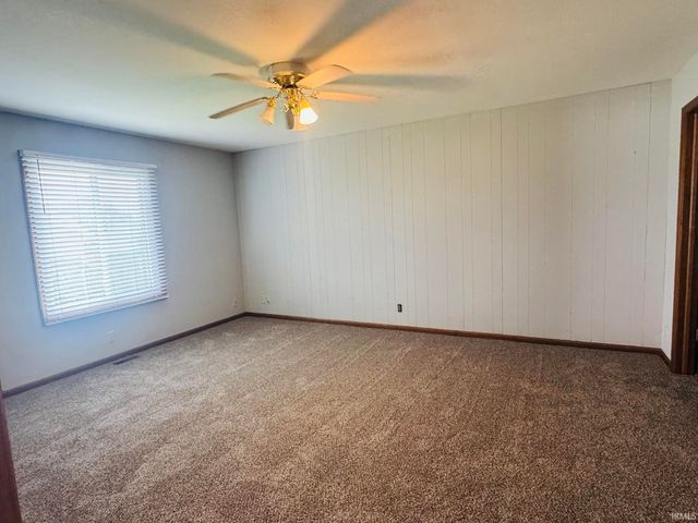 110 Lyn Dee Court, New Carlisle, IN 46552