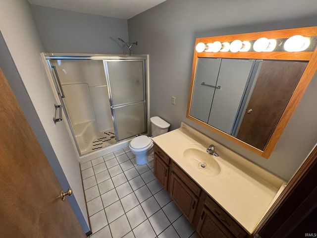 110 Lyn Dee Court, New Carlisle, IN 46552