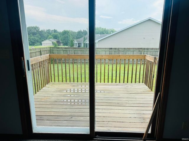 110 Lyn Dee Court, New Carlisle, IN 46552