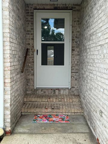 110 Lyn Dee Court, New Carlisle, IN 46552