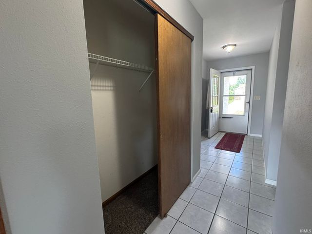 110 Lyn Dee Court, New Carlisle, IN 46552