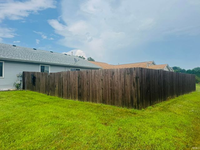 110 Lyn Dee Court, New Carlisle, IN 46552