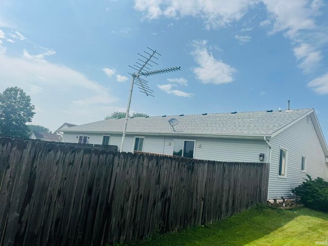 110 Lyn Dee Court, New Carlisle, IN 46552