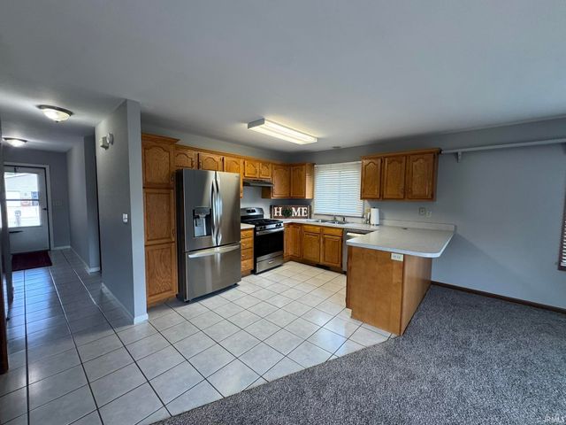 110 Lyn Dee Court, New Carlisle, IN 46552