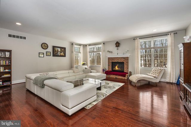 1464 W STONINGTON, Downingtown, PA 19335