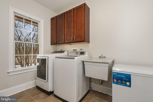 1464 W STONINGTON, Downingtown, PA 19335