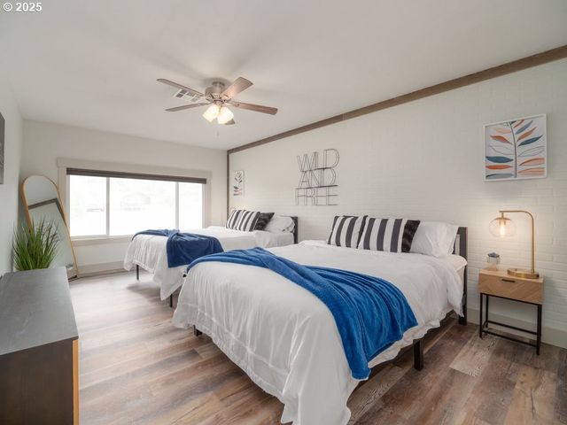 940 W LUELLEN Dr, Roseburg, OR 97471