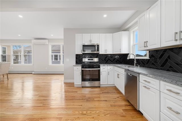146 Evergreen Street, Providence, RI 02906
