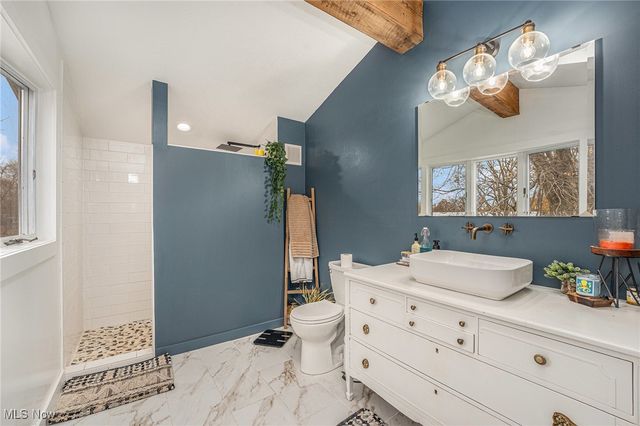 249 W Main Street, Madison, OH 44057