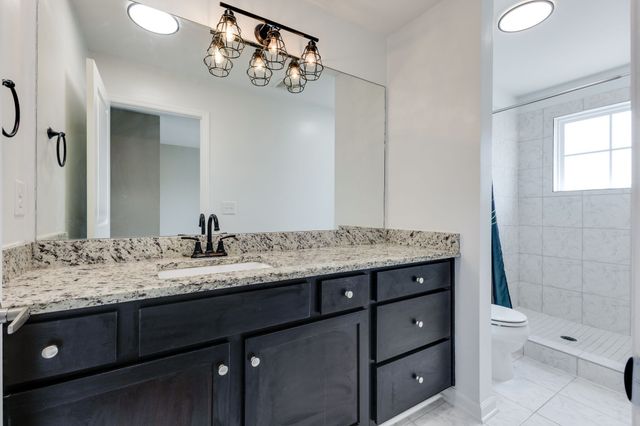 4096 George Buchanan Dr, La Vergne, TN 37086