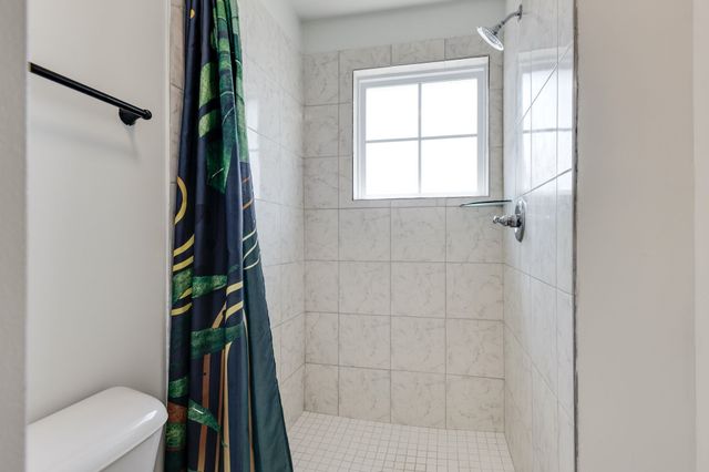 4096 George Buchanan Dr, La Vergne, TN 37086