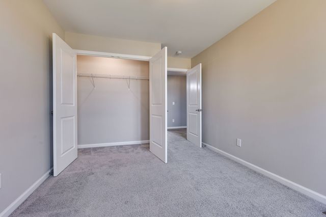 4096 George Buchanan Dr, La Vergne, TN 37086