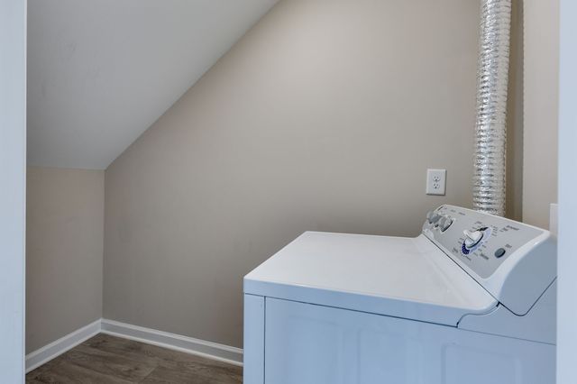 4096 George Buchanan Dr, La Vergne, TN 37086